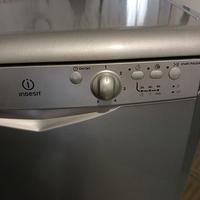 Indesit lavastoviglie