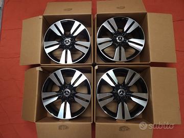 Cerchi In Lega 18" Mercedes