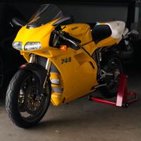 Ducati 748 r