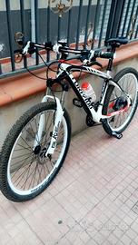Torpado T40 27,5 MTB Freni a Disc + ciclocomputer
