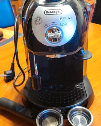 Macchina del caffè Delonghi