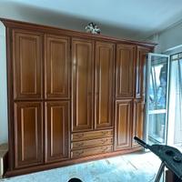 Armadio di legno camera da letto