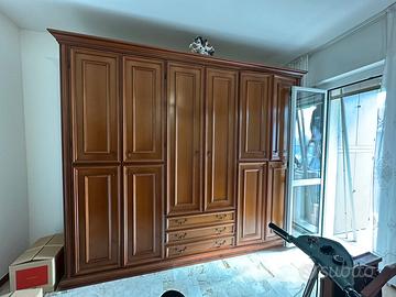 Armadio di legno camera da letto