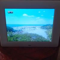 Cornice digitale Dikom