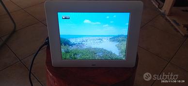 Cornice digitale Dikom