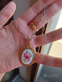 Collana vintage medaglione porcellana ??