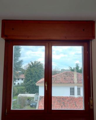 finestre in legno con vetrocamera