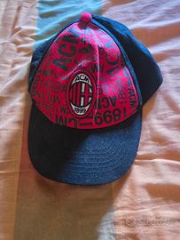 cappello con visiera milan