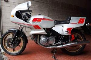 Ducati 600 Pantah - 1983