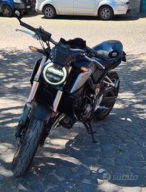 CB 650 R