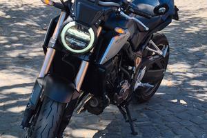 CB 650 R