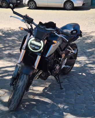CB 650 R