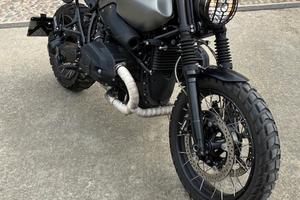 BMW R Nine T Scrambler 2016  15100 km
