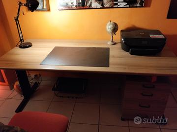 SCRIVANIA DA UFFICIO+STAMPANTE HP