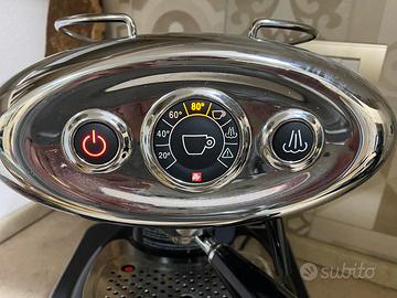 Macchinetta da caffe Illy