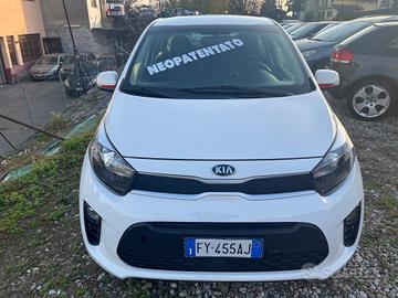 Kia Picanto 1.0 12V 5 porte X Line - Ok Neopatenta