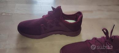 Sneakers slip on bordeaux