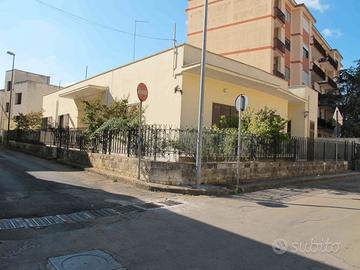 Squinzano ampio villino