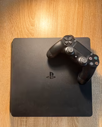 Play Station 4 Slim 1TB