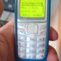 Telefono NOKIA 1100