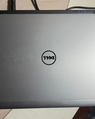 Notebook DELL Latitude E7240