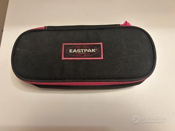 Astuccio Eastpak