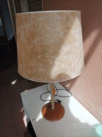 lampada da tavolo 