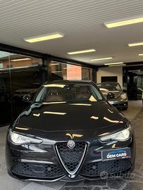 Alfa Romeo Giulia 2.2 Turbodiesel 210 CV AT8 AWD Q