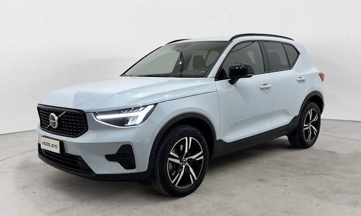 Volvo XC40 B3 automatico