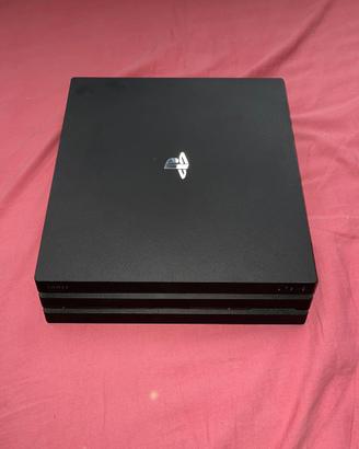 Ps4 Pro 1 TB + 5 Joystick