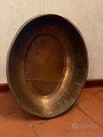 ANTICO CALDERONE OVALE IN RAME