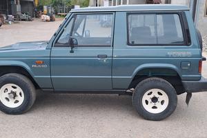Pajero  mitsubishi  l040 1 serie