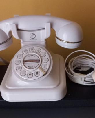 Telefono vintage con cornetta
