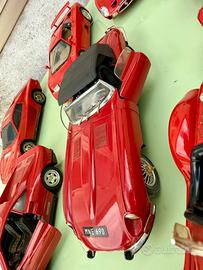 Jaguar XK.E 1:16 polistil die-cast