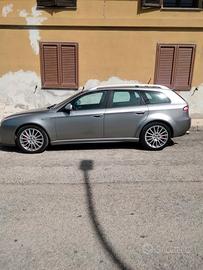 Alfa Romeo 159