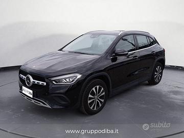 Mercedes-Benz GLA GLA-H247 2020 Benzina 250 e...