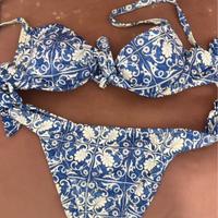 Costume Capri