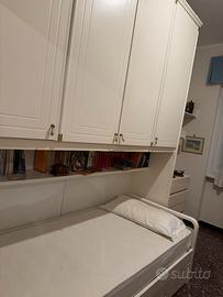 Cameretta bianca a ponte