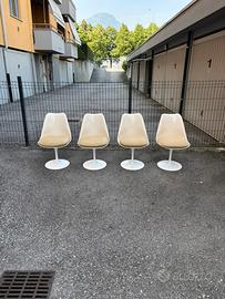 Sedie Tulip di Eero Saarinen per Knoll