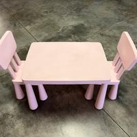 Tavolo e sedie ikea serie Mammut rosa