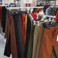 stock abbigliamento uomo 