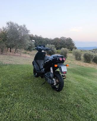 Aprilia sr 50cc, motore abbastanza nuovo