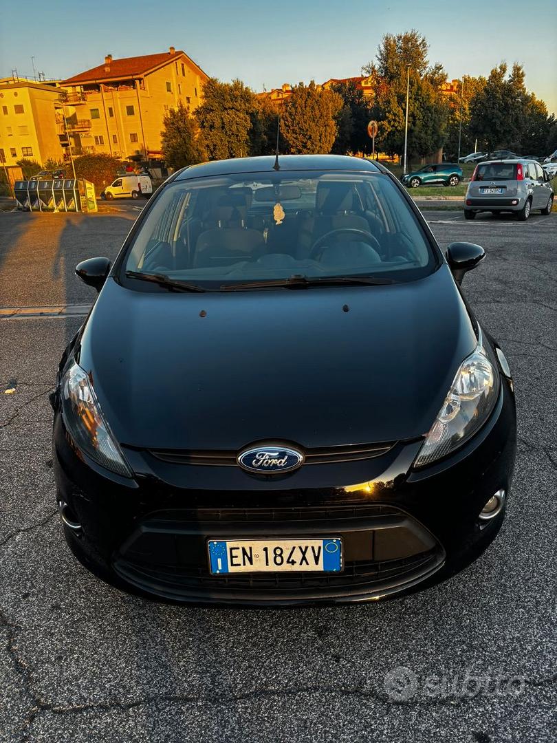 Ford Fiesta 2011 photo 4