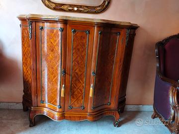 Piccola credenza Barocco