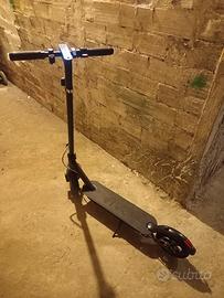 monopattino elettrico VIVOBIKE
