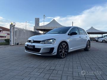 Volkswagen Golf GTD 2.0 TDI DSG 5p.