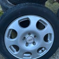 Cerchi in lega audi a4/a6 serie 2005, raggio16