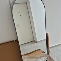 specchio da appoggio parete