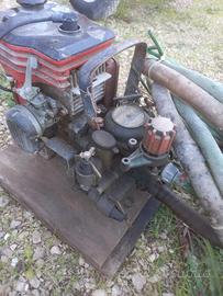 Pompa a scoppio 2 tempi Antica