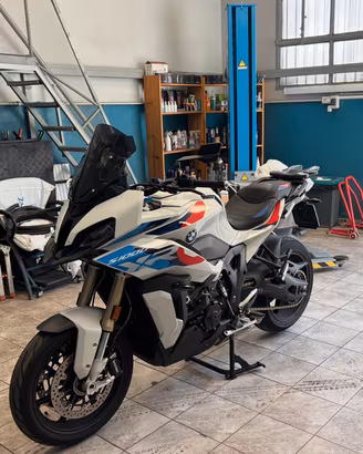 BMW S1000XR
